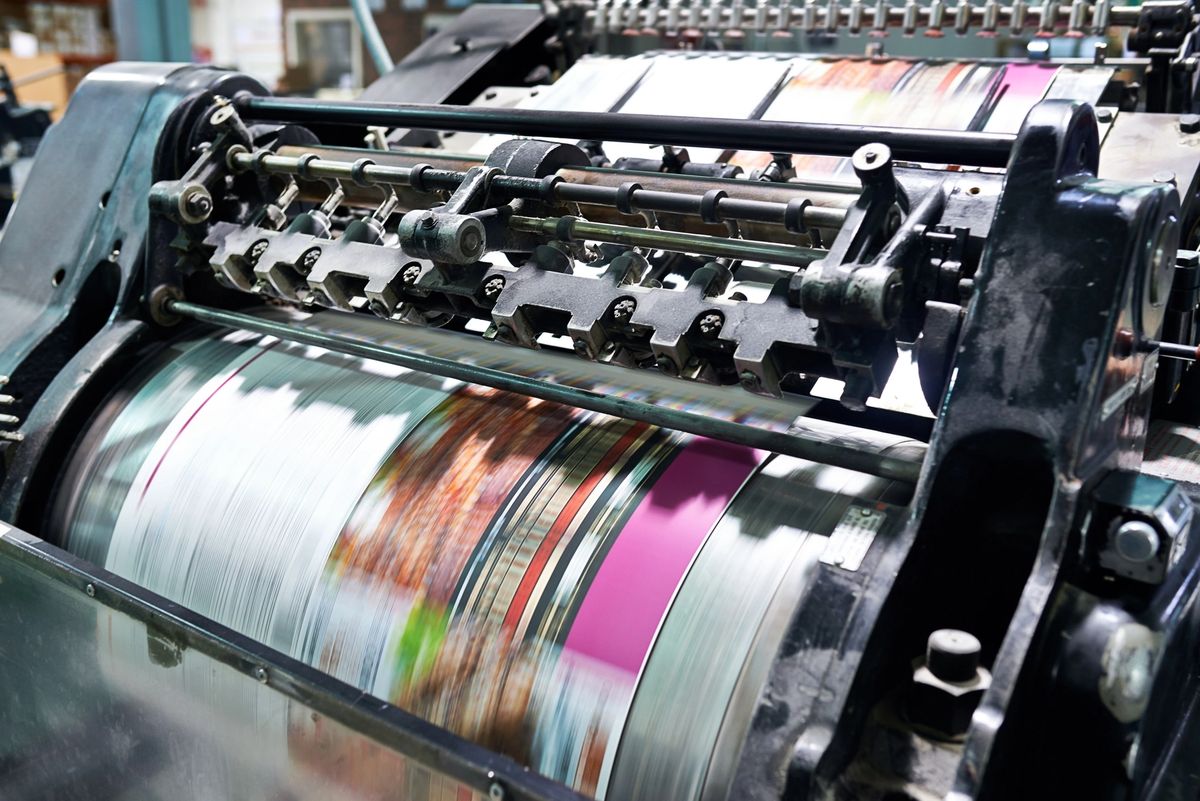 Precision-Driven Offset Printing, Customized for Your Business